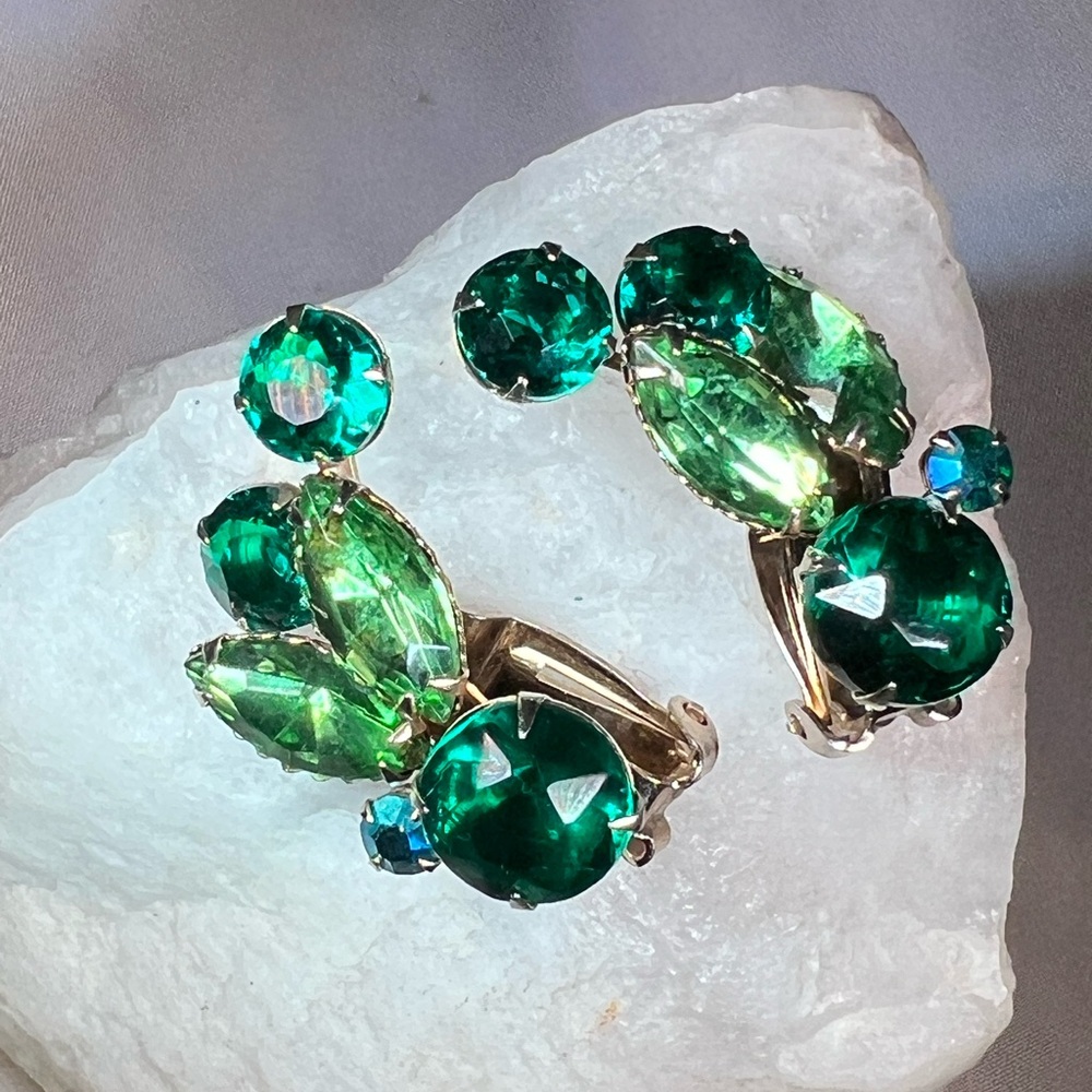Vtg Blue Green Clip On Art Glass Givre Teardrop Cabochon Earring Prong Open Back